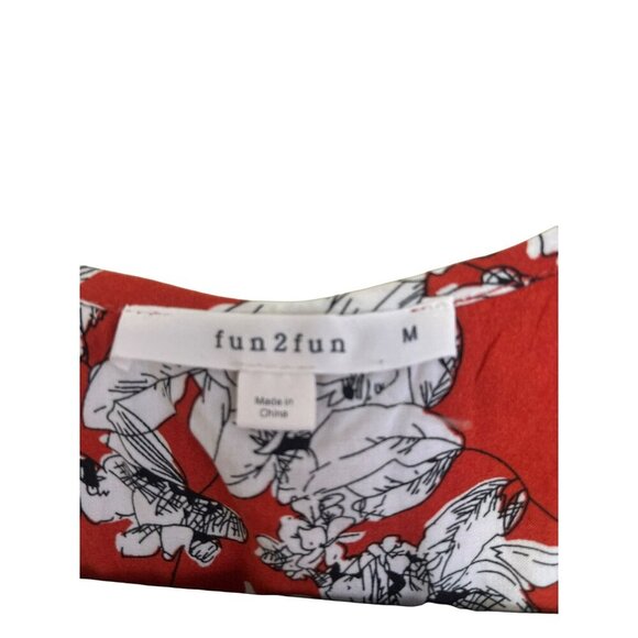 Stitch Fix Fun 2 Fun Womens Size Medium Blouse Floral Red Flouncy Top NW… - Picture 4 of 7